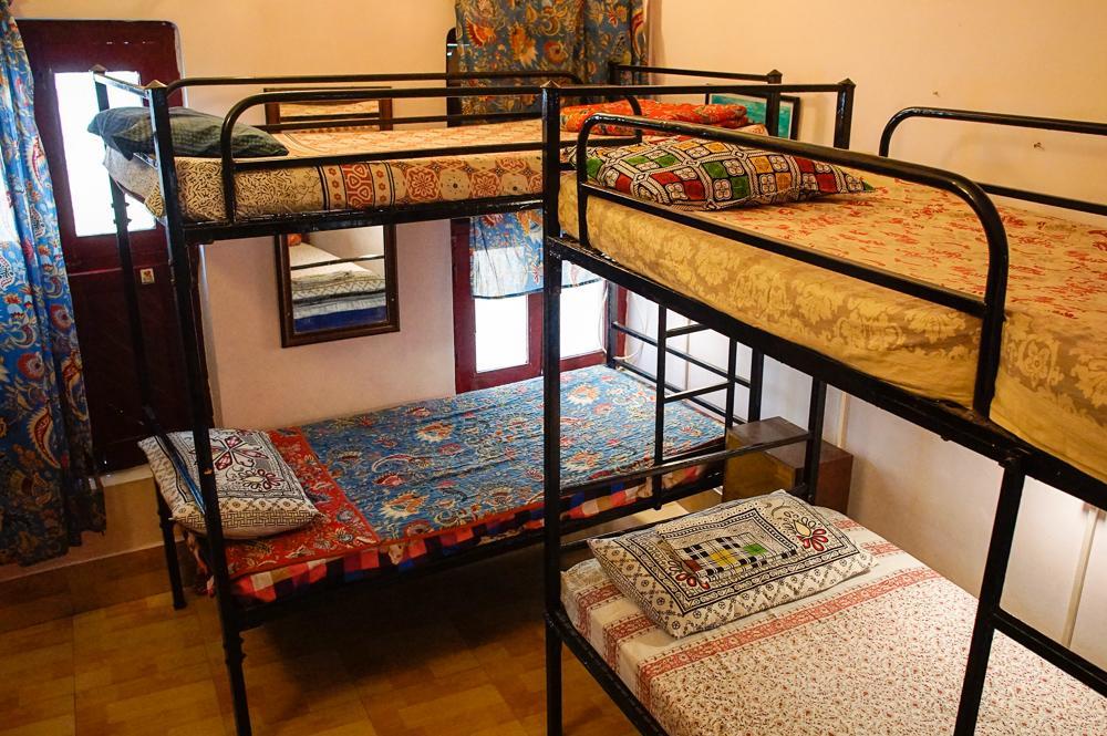 Brown Bread Bakery Guest House Varanasi Exterior photo
